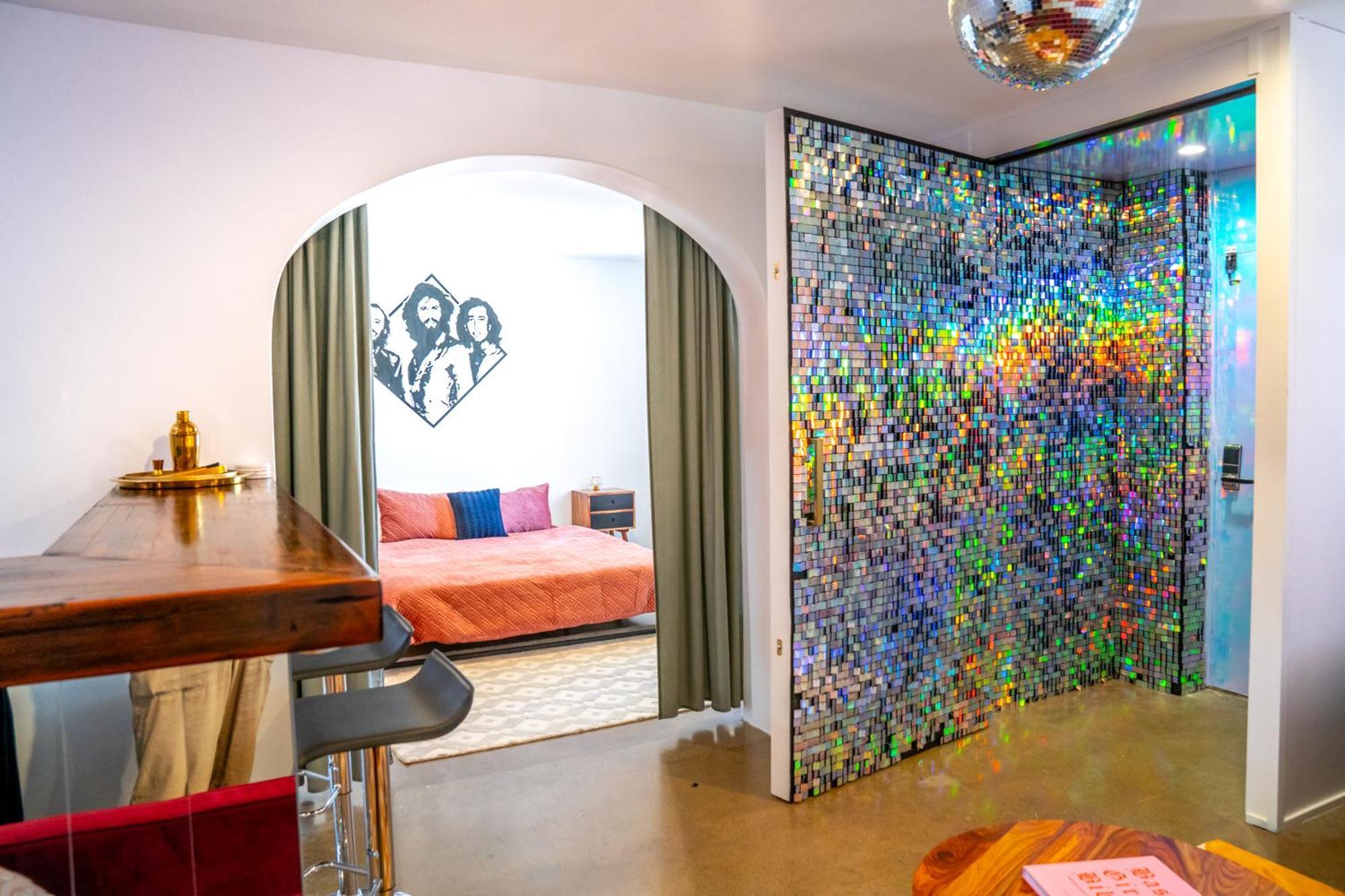 The Pink Hotel Coolangatta Gold Coast Ngoại thất bức ảnh