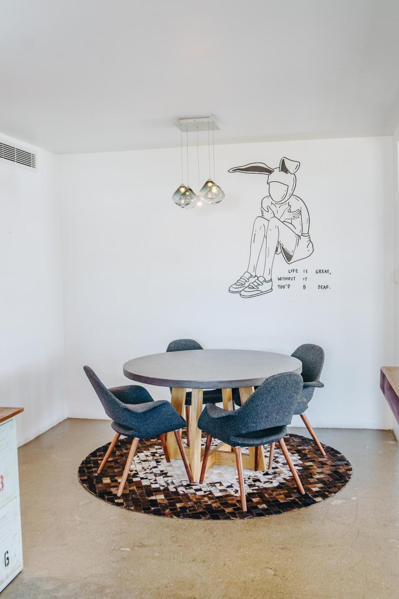 The Pink Hotel Coolangatta Gold Coast Ngoại thất bức ảnh