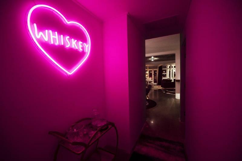 The Pink Hotel Coolangatta Gold Coast Ngoại thất bức ảnh
